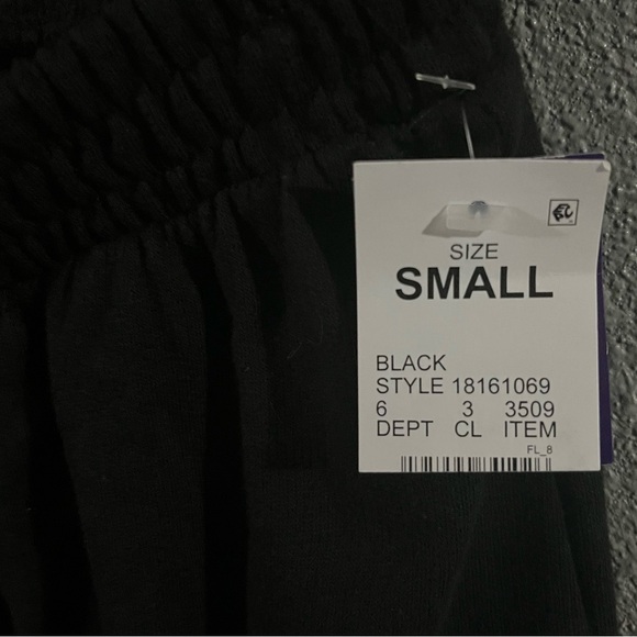 🔴 NWT Women's Def Leppard Graphic Jogger Pants - Black Leopard Print - Small - Picture 4 of 5